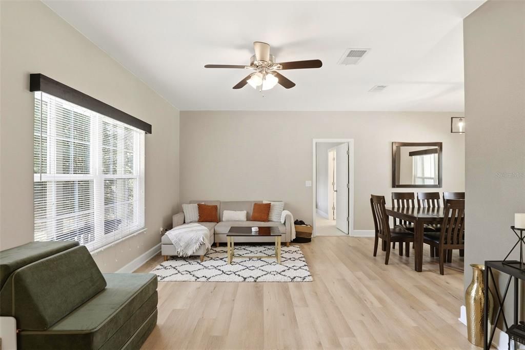 For Sale: $414,000 (4 beds, 2 baths, 1749 Square Feet)
