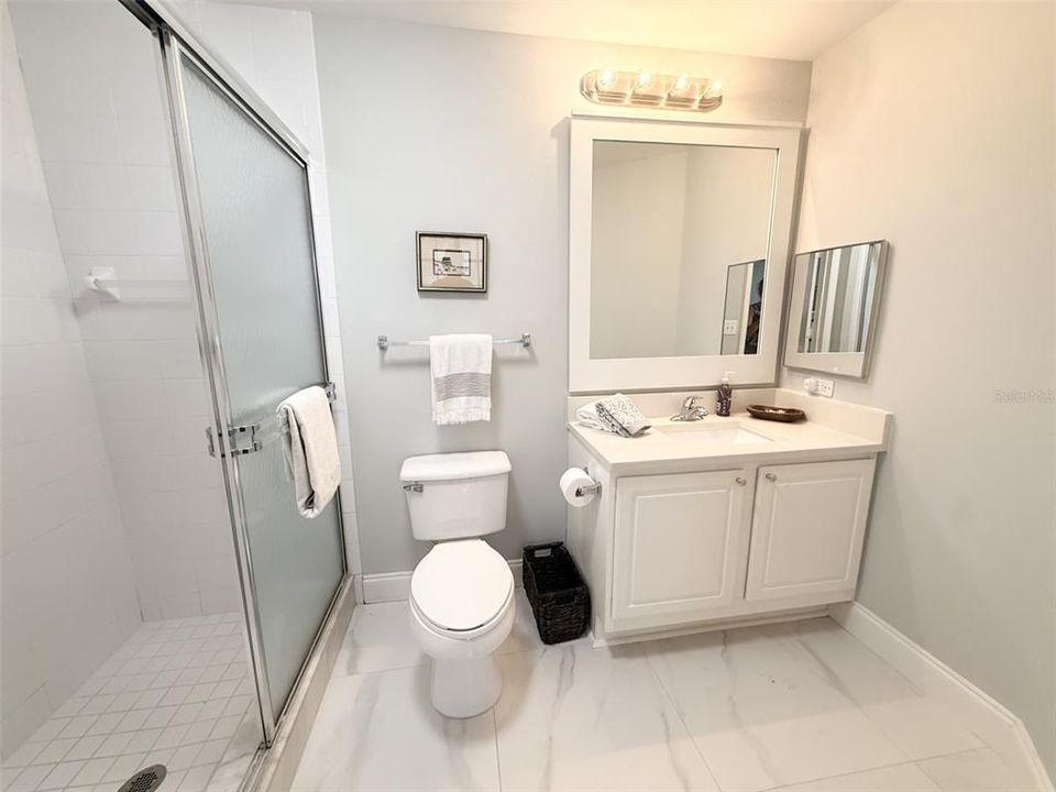For Sale: $354,000 (3 beds, 3 baths, 1559 Square Feet)