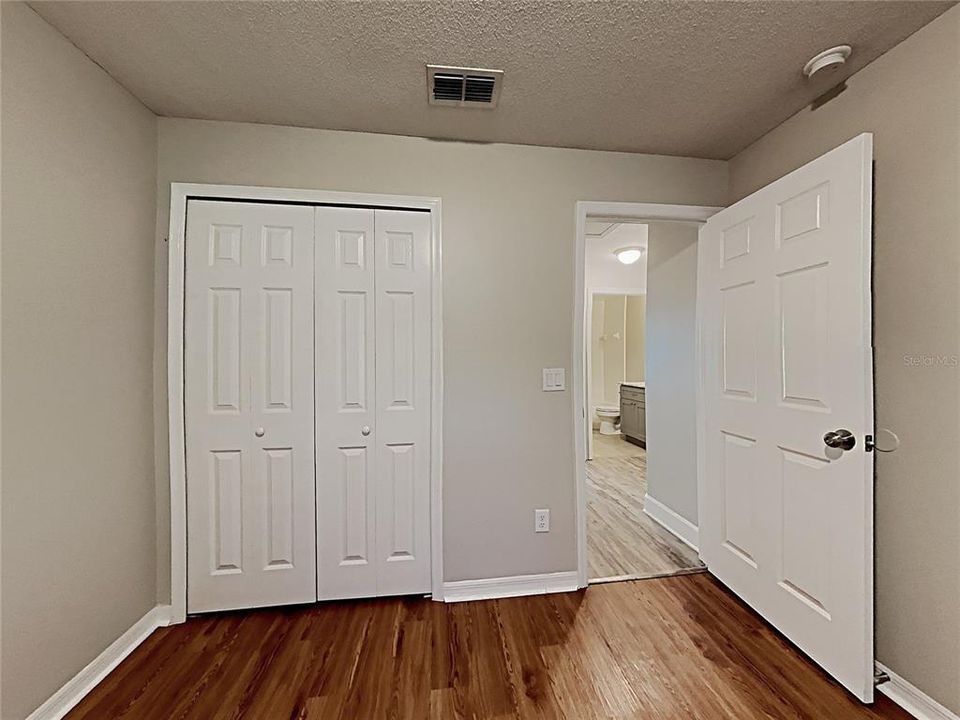 For Rent: $2,250 (3 beds, 2 baths, 1351 Square Feet)