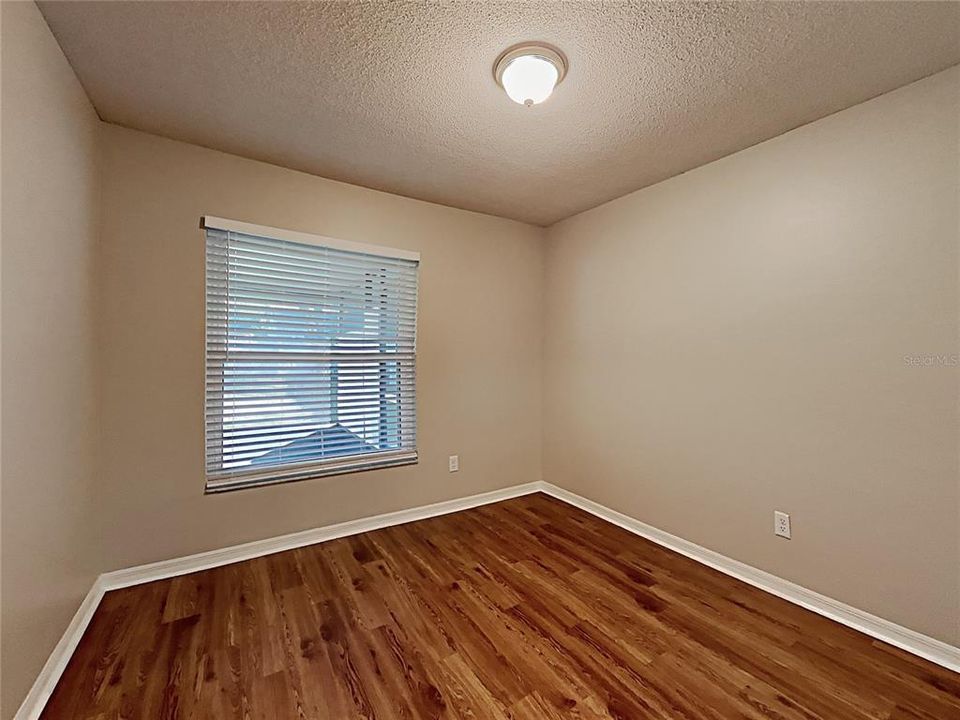 For Rent: $2,250 (3 beds, 2 baths, 1351 Square Feet)