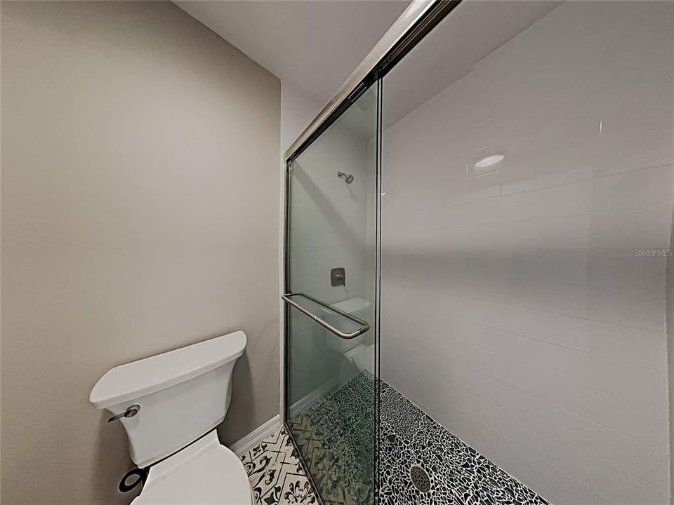 For Rent: $2,250 (3 beds, 2 baths, 1351 Square Feet)