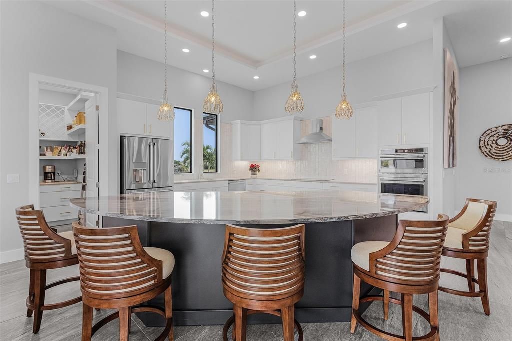 For Sale: $1,649,900 (2 beds, 3 baths, 3138 Square Feet)