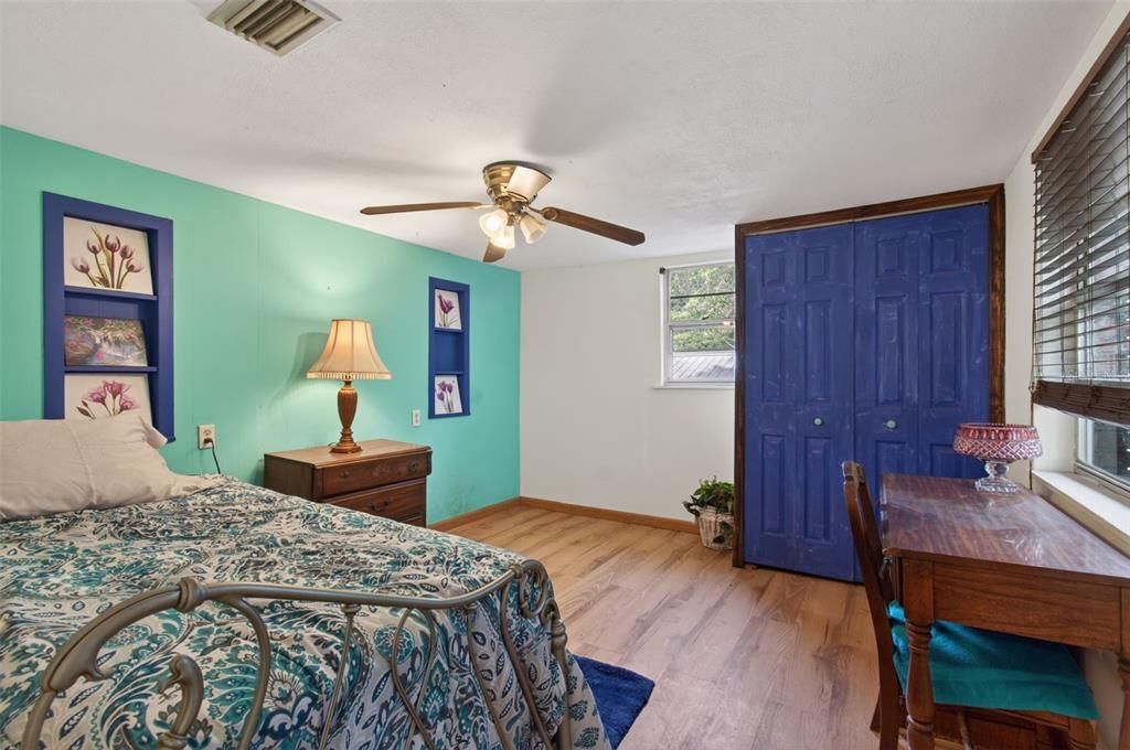 For Sale: $249,500 (3 beds, 2 baths, 1797 Square Feet)