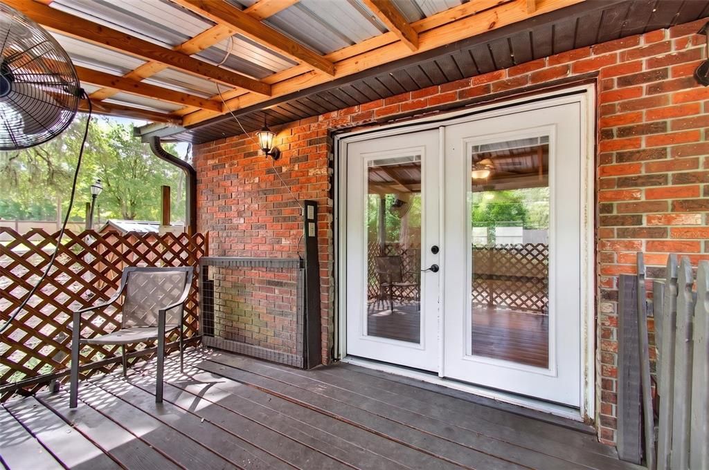 For Sale: $249,500 (3 beds, 2 baths, 1797 Square Feet)