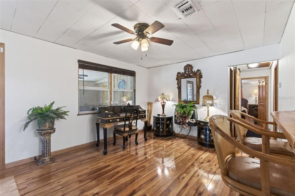For Sale: $249,500 (3 beds, 2 baths, 1797 Square Feet)