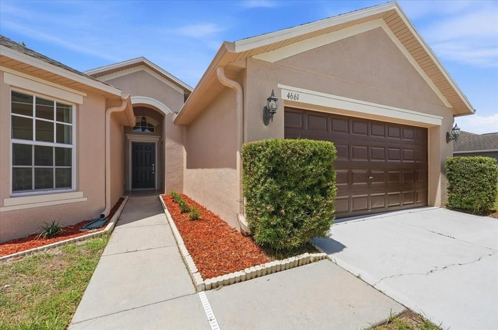 For Sale: $335,000 (4 beds, 2 baths, 1766 Square Feet)