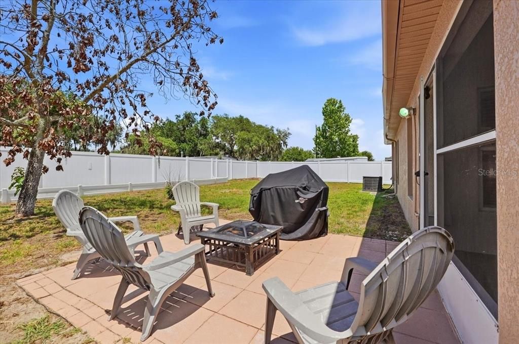 For Sale: $335,000 (4 beds, 2 baths, 1766 Square Feet)