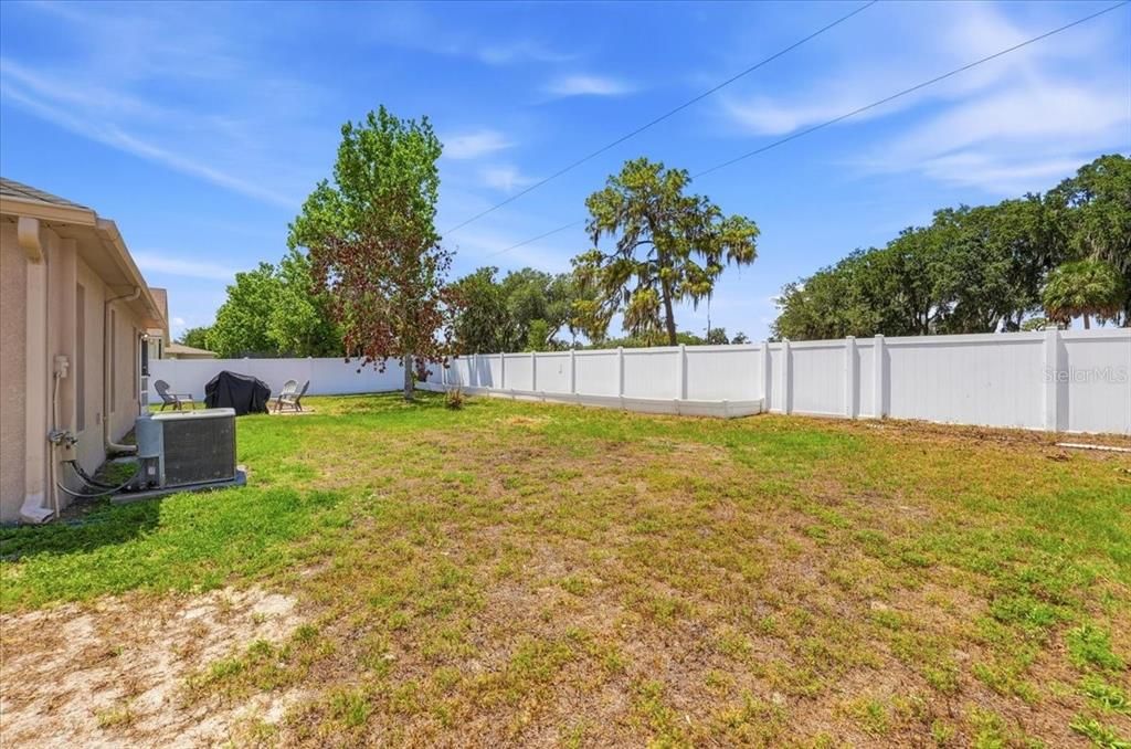 For Sale: $335,000 (4 beds, 2 baths, 1766 Square Feet)