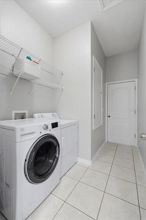 For Sale: $335,000 (4 beds, 2 baths, 1766 Square Feet)