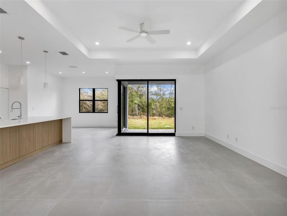 For Sale: $425,000 (3 beds, 2 baths, 1854 Square Feet)