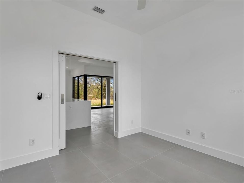 For Sale: $425,000 (3 beds, 2 baths, 1854 Square Feet)