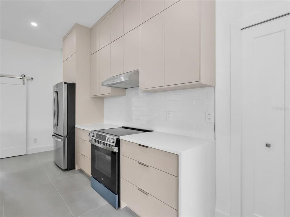 For Sale: $425,000 (3 beds, 2 baths, 1854 Square Feet)