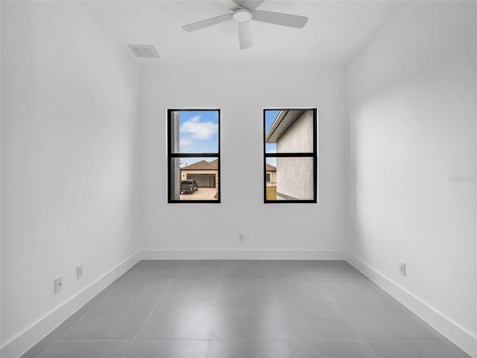 For Sale: $425,000 (3 beds, 2 baths, 1854 Square Feet)