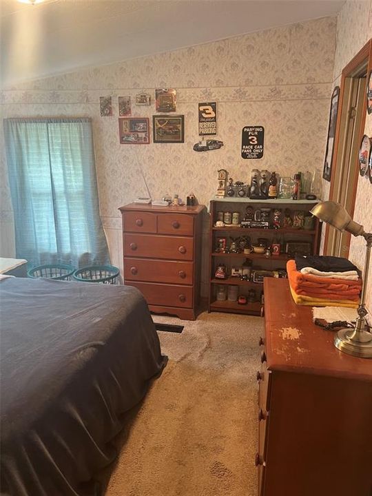 For Sale: $139,500 (3 beds, 2 baths, 1356 Square Feet)