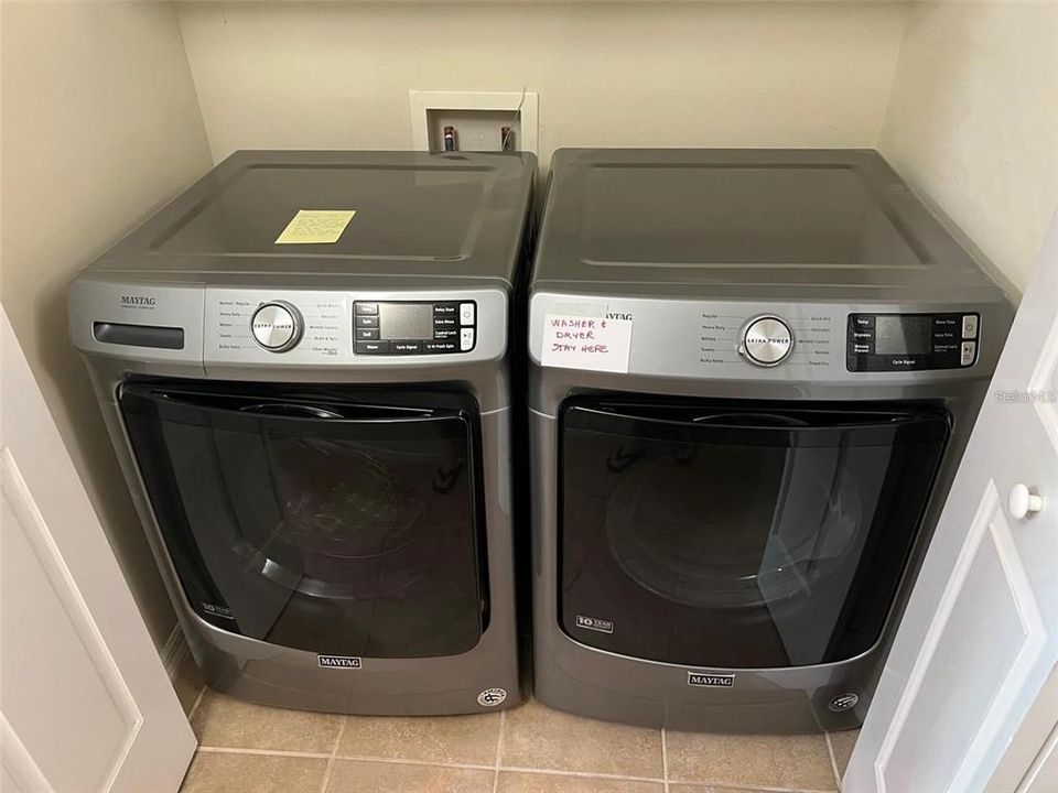 For Rent: $2,600 (3 beds, 2 baths, 1759 Square Feet)