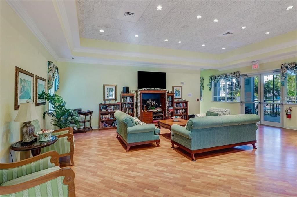 For Rent: $2,600 (3 beds, 2 baths, 1759 Square Feet)
