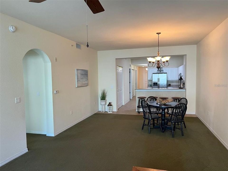For Rent: $2,600 (3 beds, 2 baths, 1759 Square Feet)