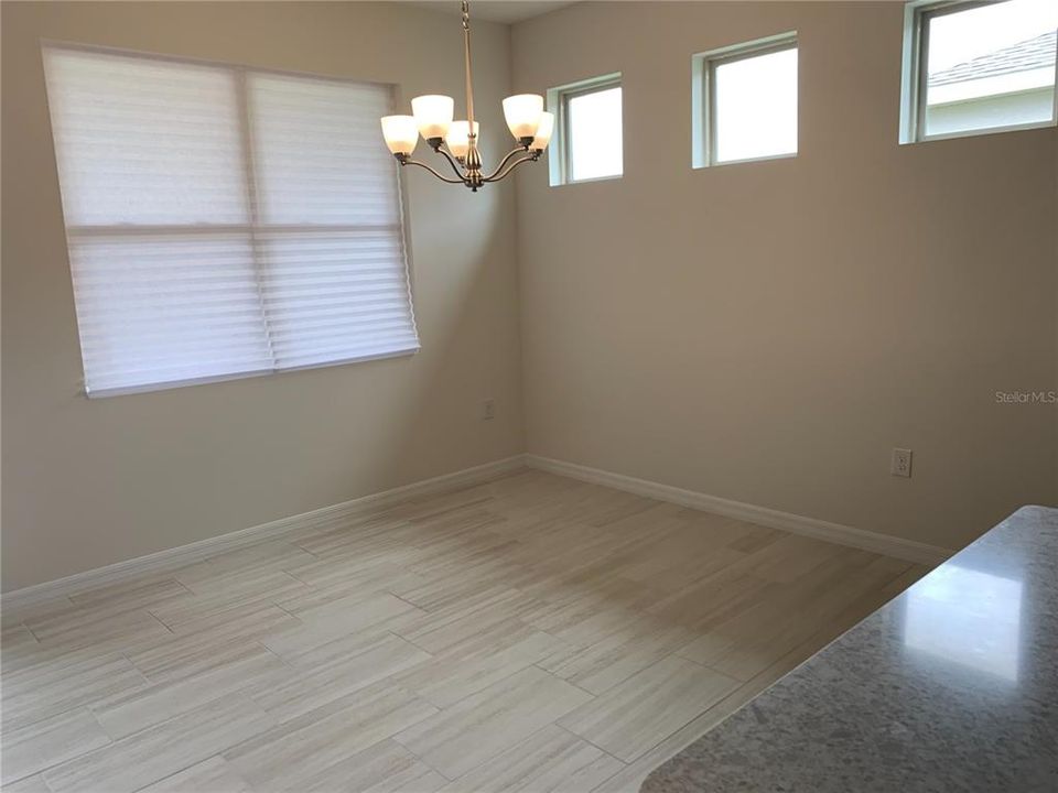 For Rent: $2,395 (4 beds, 2 baths, 2034 Square Feet)