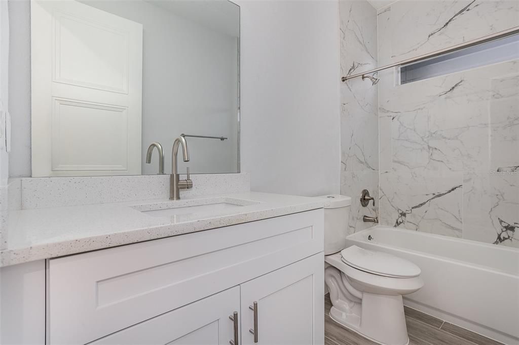 For Rent: $2,200 (3 beds, 2 baths, 1400 Square Feet)