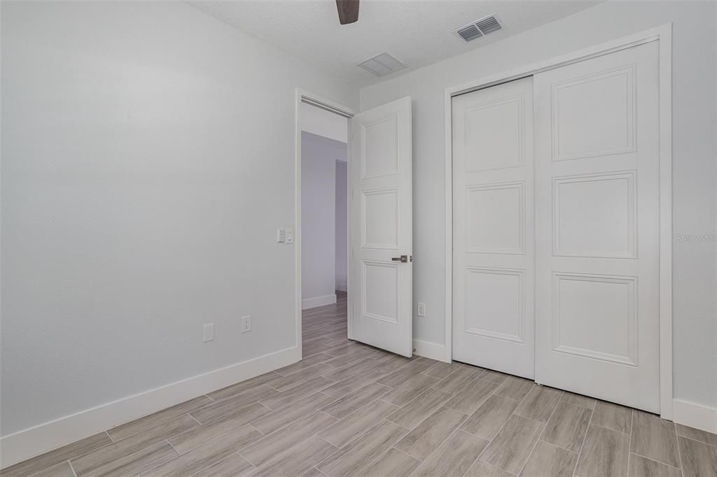For Rent: $2,200 (3 beds, 2 baths, 1400 Square Feet)