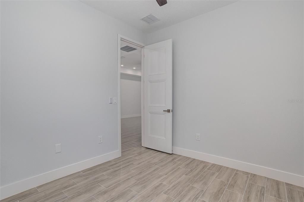 For Rent: $2,200 (3 beds, 2 baths, 1400 Square Feet)