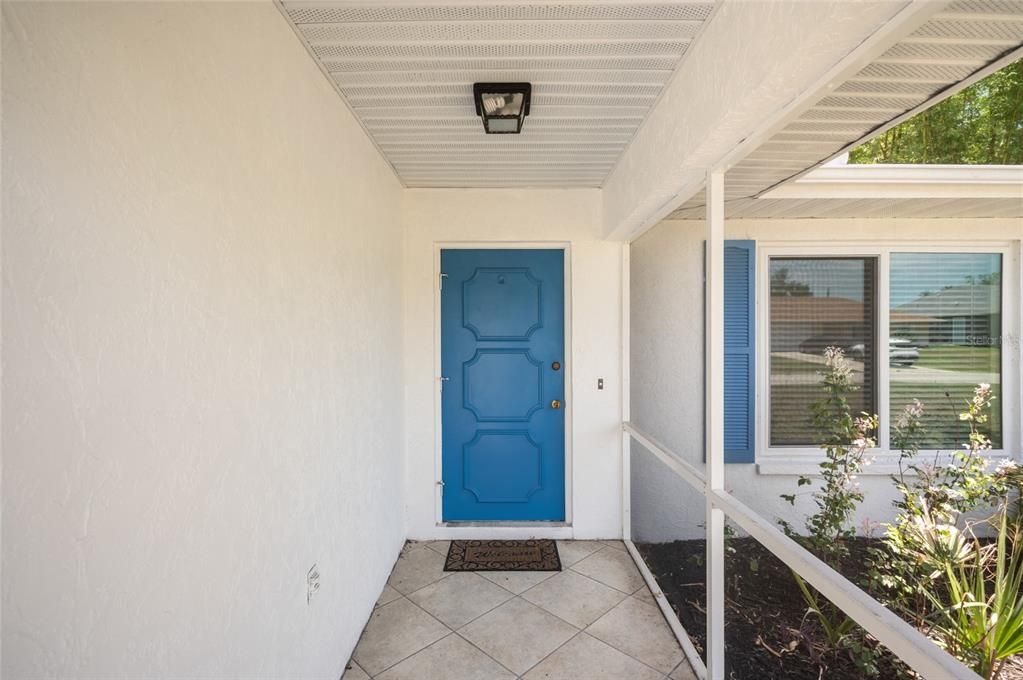 Active With Contract: $265,000 (2 beds, 2 baths, 1254 Square Feet)
