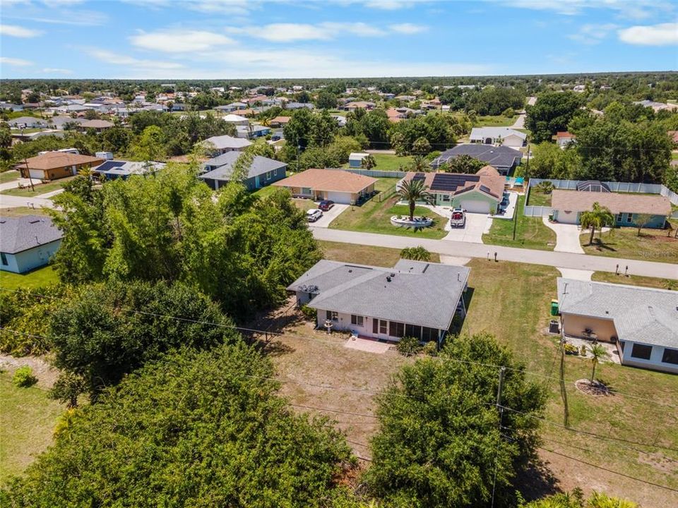 Active With Contract: $265,000 (2 beds, 2 baths, 1254 Square Feet)
