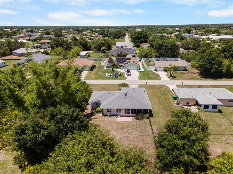 Active With Contract: $265,000 (2 beds, 2 baths, 1254 Square Feet)