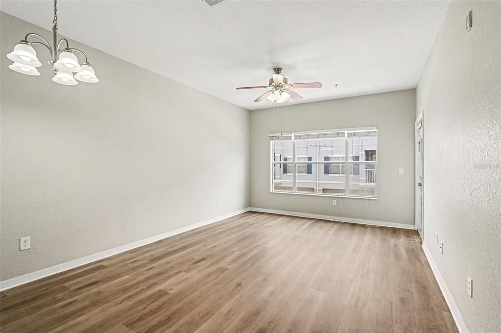 For Sale: $265,000 (3 beds, 2 baths, 1457 Square Feet)