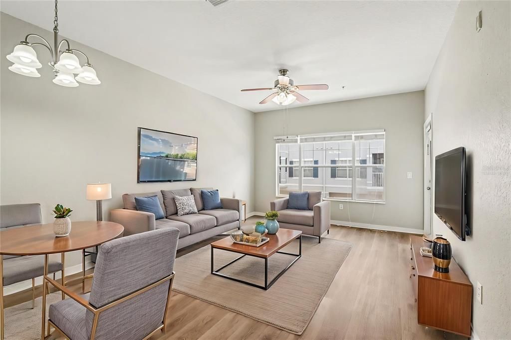 For Sale: $265,000 (3 beds, 2 baths, 1457 Square Feet)
