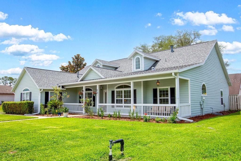 For Sale: $479,900 (4 beds, 2 baths, 2366 Square Feet)