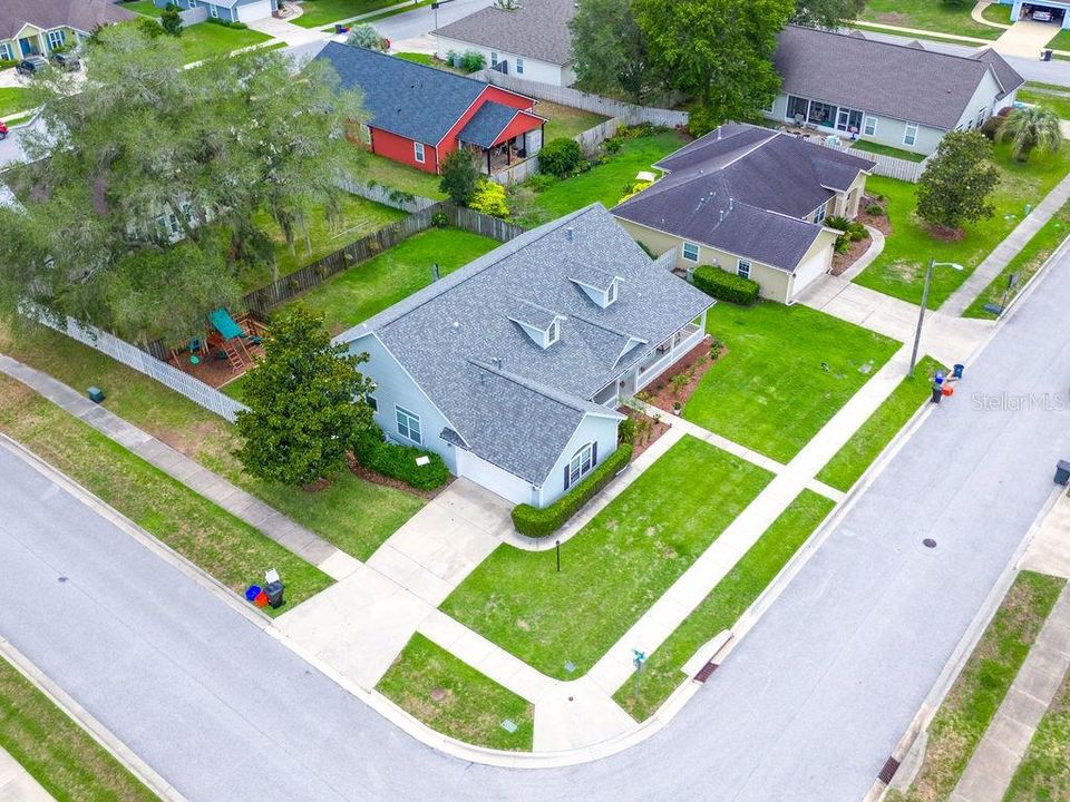 For Sale: $479,900 (4 beds, 2 baths, 2366 Square Feet)