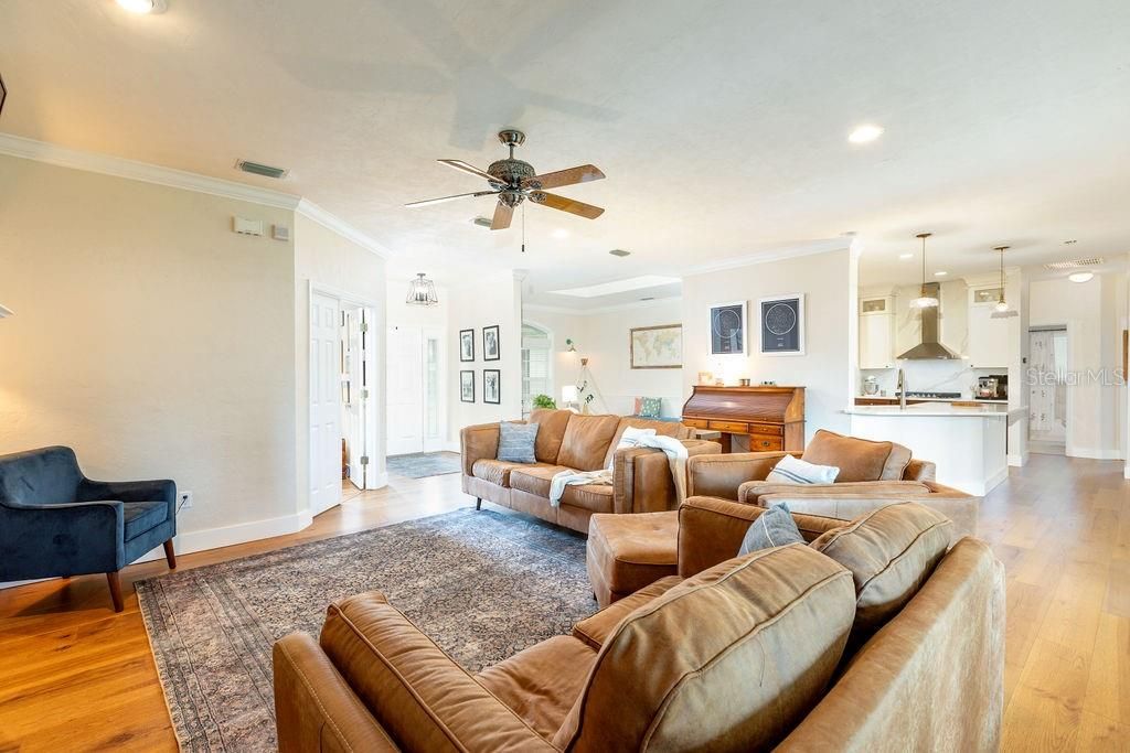 For Sale: $479,900 (4 beds, 2 baths, 2366 Square Feet)