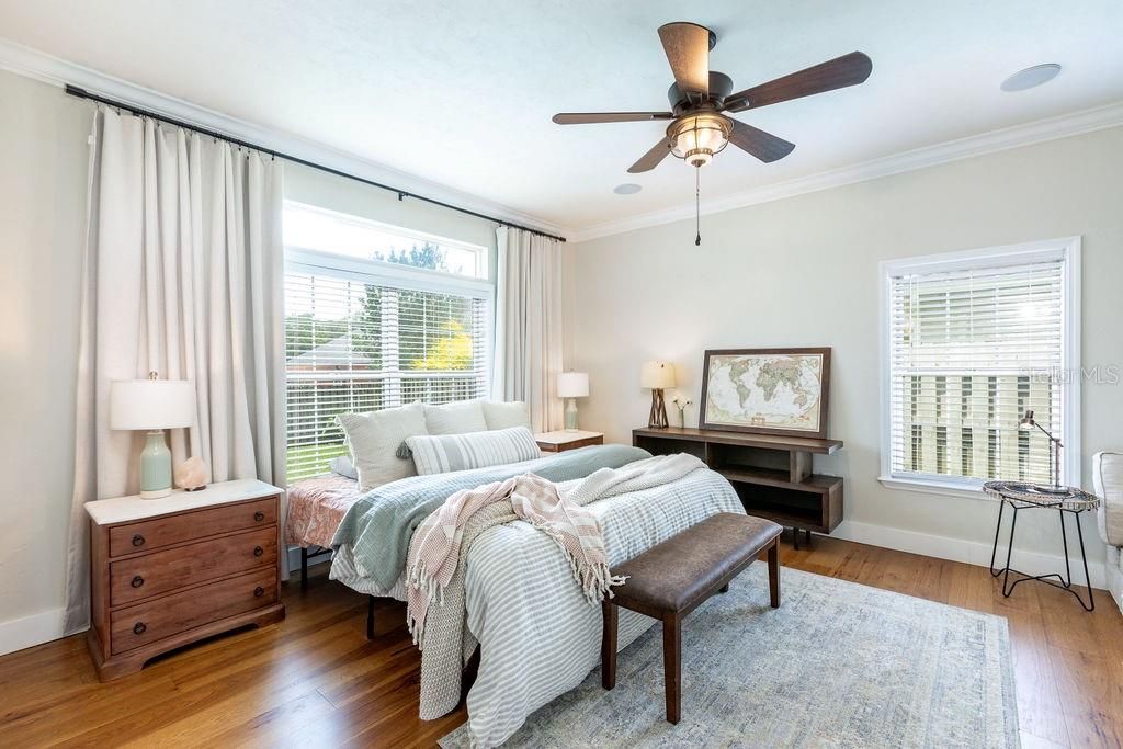 For Sale: $479,900 (4 beds, 2 baths, 2366 Square Feet)