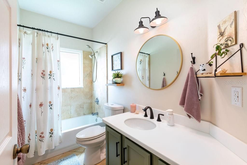 For Sale: $479,900 (4 beds, 2 baths, 2366 Square Feet)