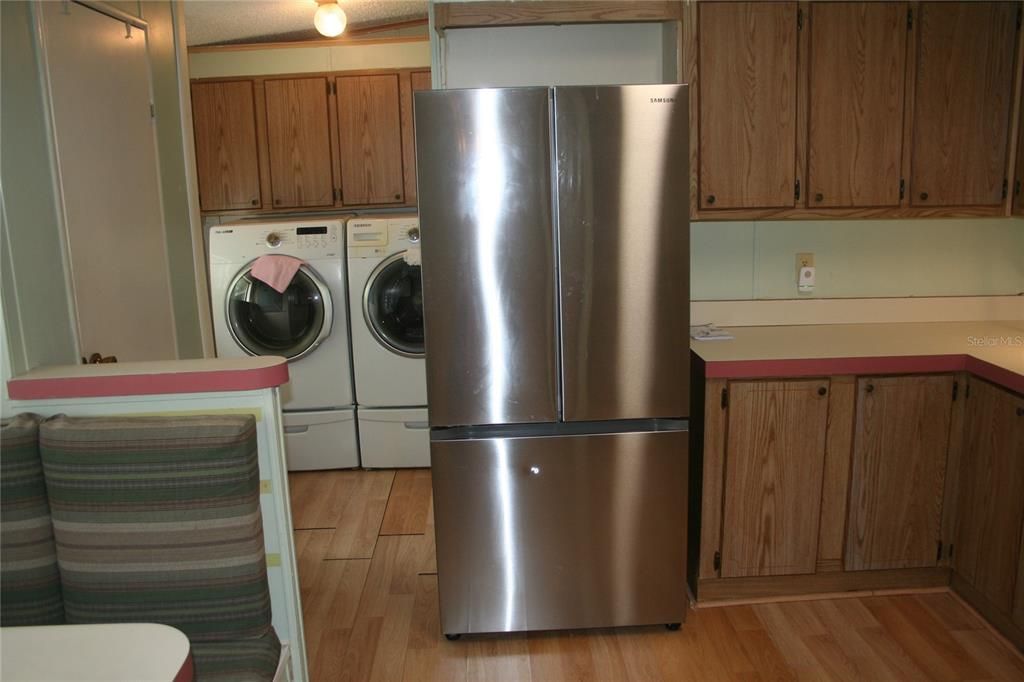 Active With Contract: $159,900 (3 beds, 2 baths, 1520 Square Feet)