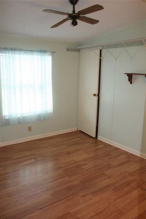 Active With Contract: $159,900 (3 beds, 2 baths, 1520 Square Feet)
