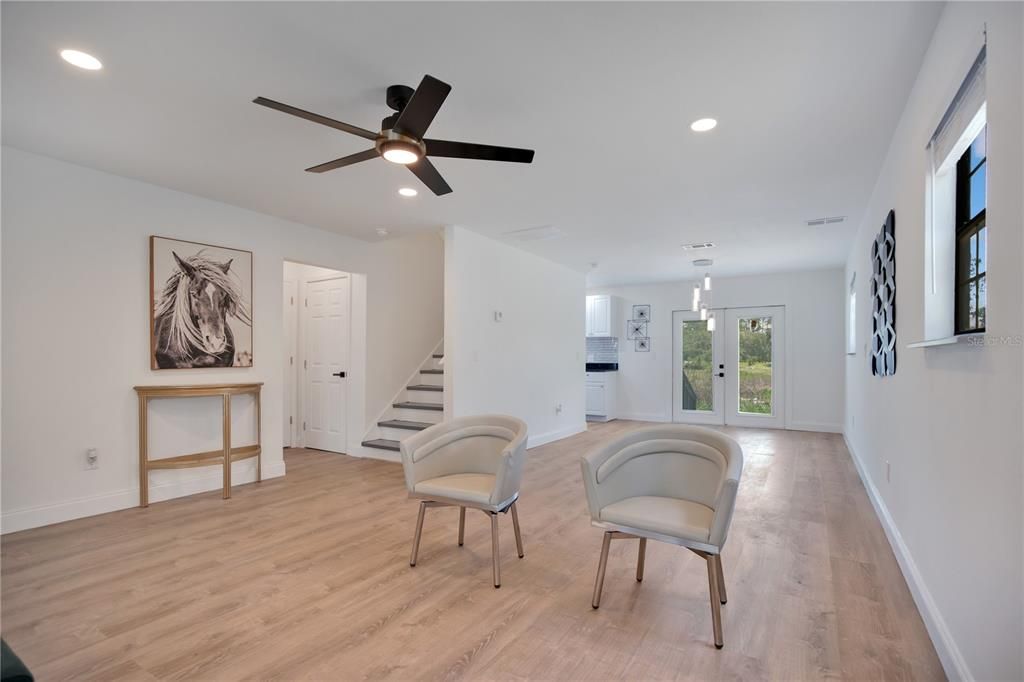 For Sale: $399,900 (3 beds, 2 baths, 1434 Square Feet)