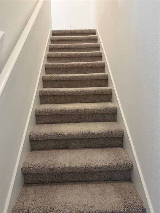 For Rent: $2,350 (3 beds, 2 baths, 1664 Square Feet)