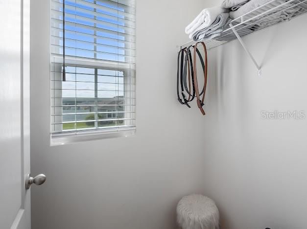 For Sale: $459,000 (5 beds, 3 baths, 2674 Square Feet)