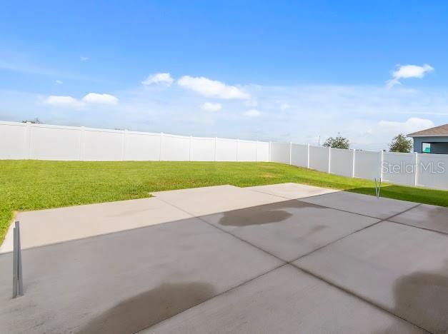 For Sale: $459,000 (5 beds, 3 baths, 2674 Square Feet)