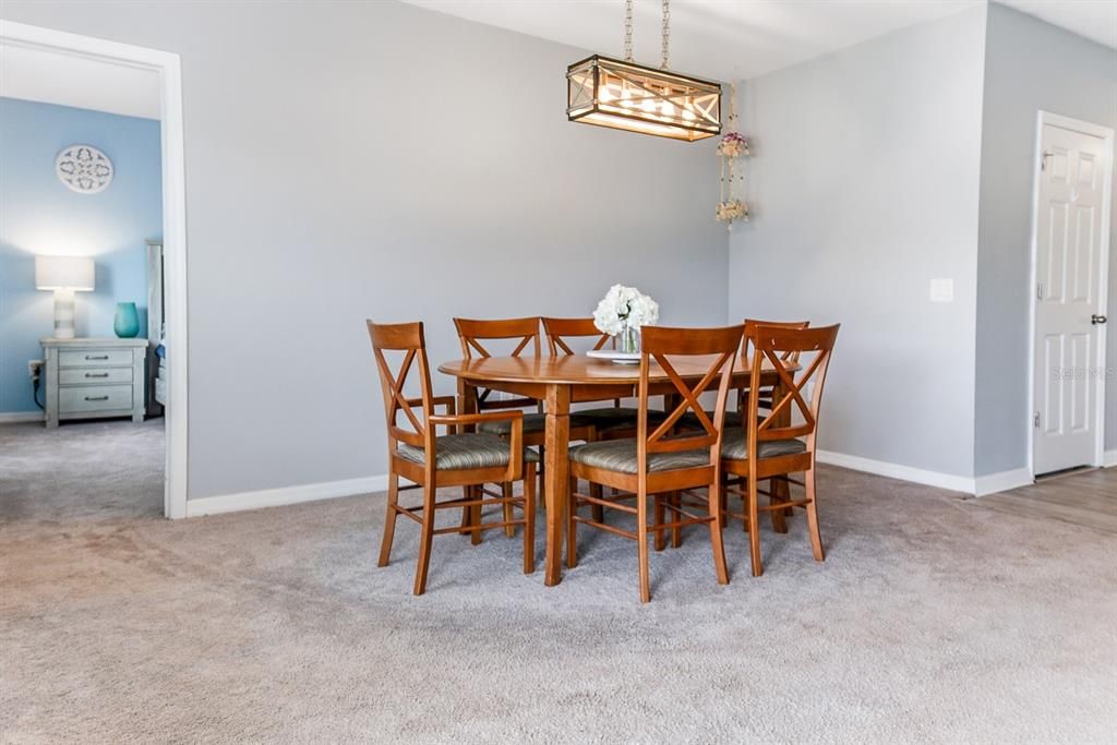 For Sale: $345,000 (4 beds, 2 baths, 1746 Square Feet)