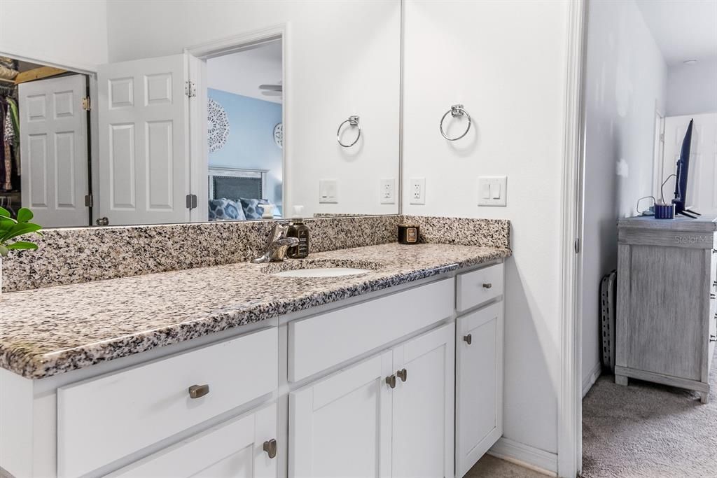 For Sale: $345,000 (4 beds, 2 baths, 1746 Square Feet)