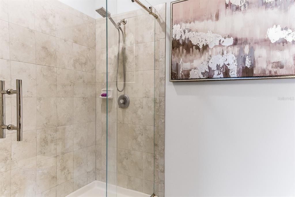 For Sale: $345,000 (4 beds, 2 baths, 1746 Square Feet)