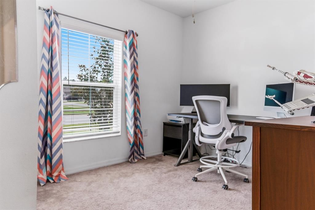 For Sale: $345,000 (4 beds, 2 baths, 1746 Square Feet)