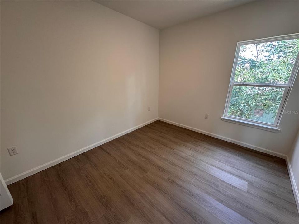 В аренду: $2,300 (3 спален, 2 ванн, 1687 Квадратных фут)