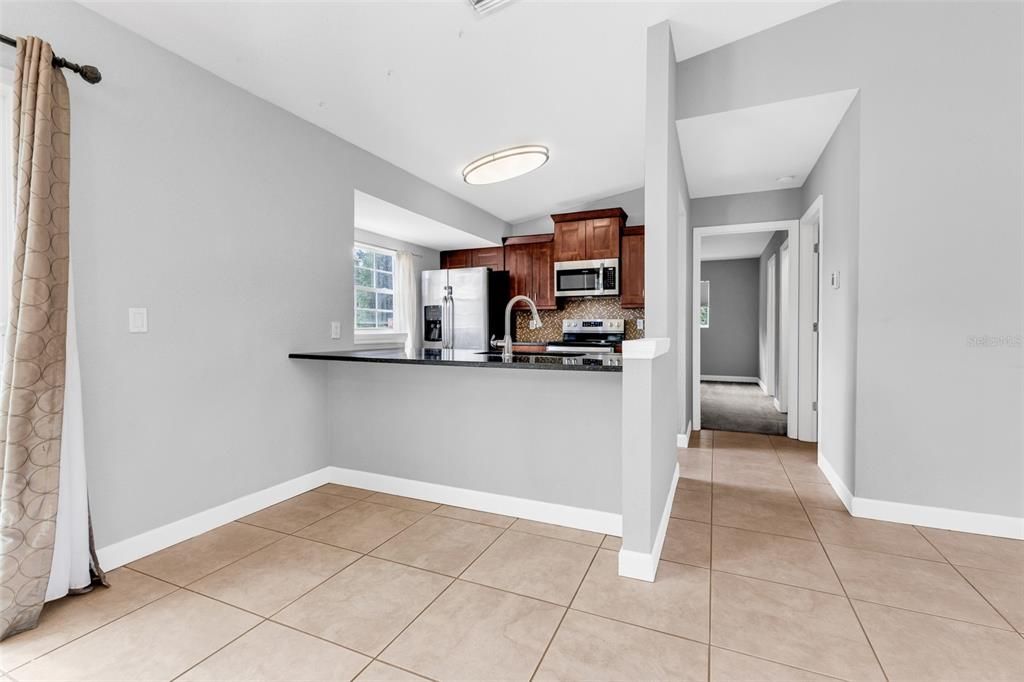 For Sale: $299,000 (3 beds, 2 baths, 1612 Square Feet)