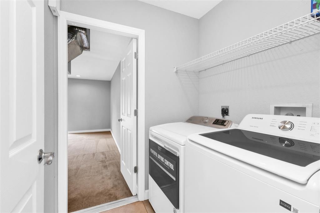 For Sale: $299,000 (3 beds, 2 baths, 1612 Square Feet)