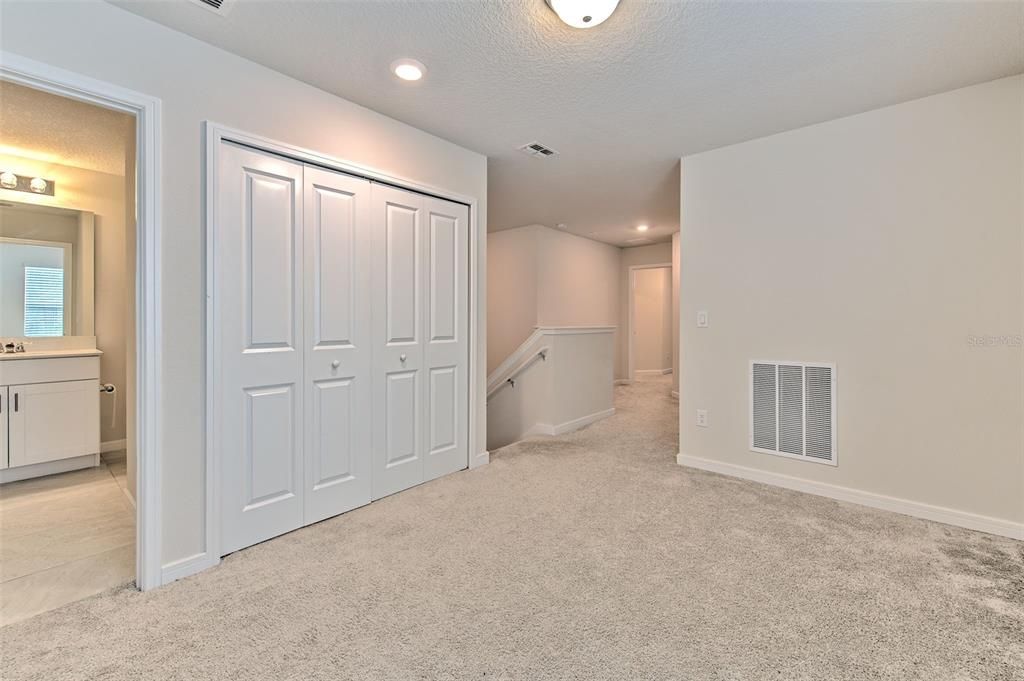 For Sale: $349,900 (3 beds, 2 baths, 1818 Square Feet)