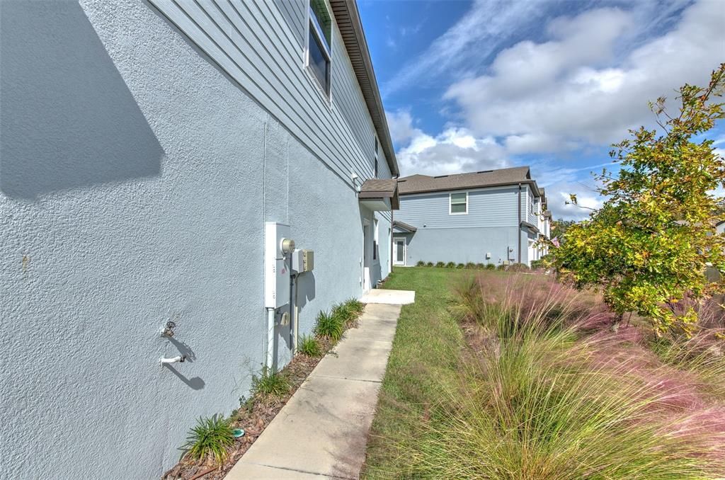 For Sale: $349,900 (3 beds, 2 baths, 1818 Square Feet)
